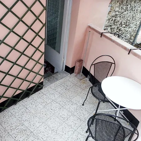 Entroterra Di Arcola 公寓